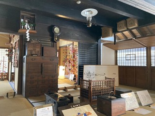 LINE_ALBUM_Ղ_220323_2.jpg